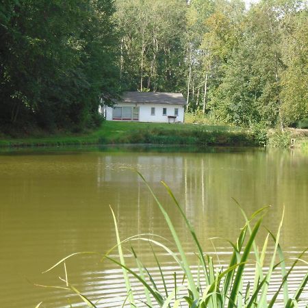 Deux Etangs Poissonneux Au Milieu Des Bois Avec Gite Moderne, La Halte Des Deux Lacs Rosée المظهر الخارجي الصورة