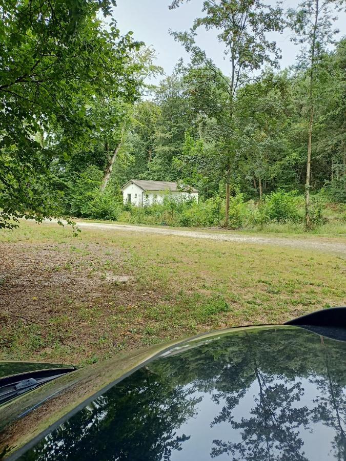 Deux Etangs Poissonneux Au Milieu Des Bois Avec Gite Moderne, La Halte Des Deux Lacs Rosée المظهر الخارجي الصورة